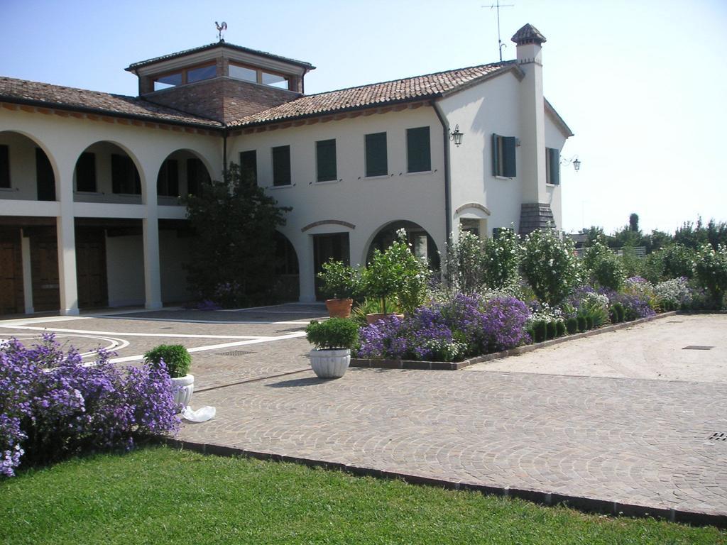 Agriturismo Due Torri Montebelluna Exterior photo